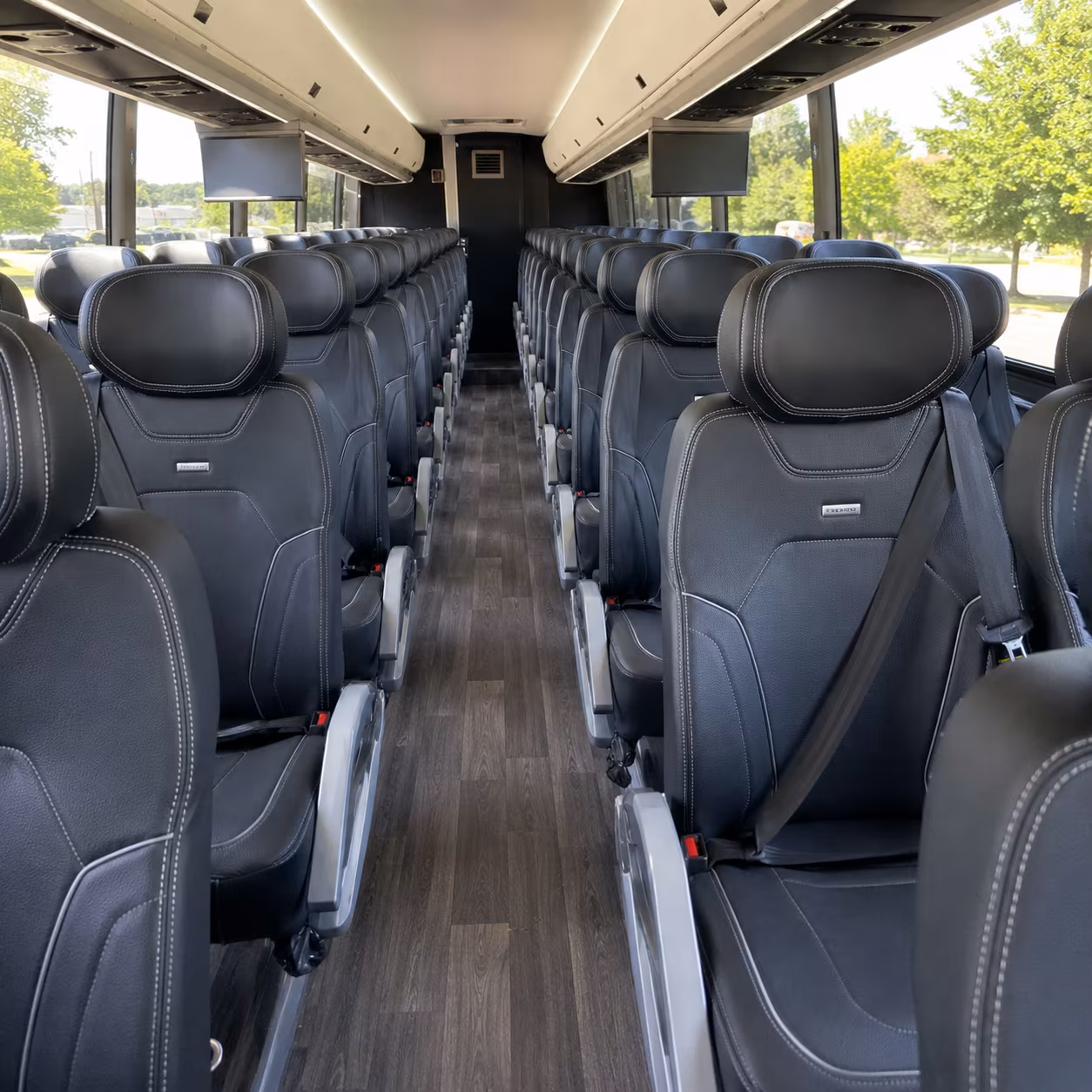 charter buses to hockey games at snhu arena