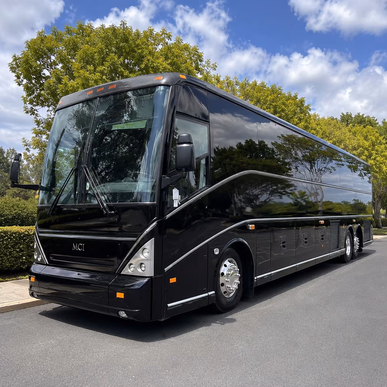 corporate airport shuttle buses to manchester boston regional airport mht
