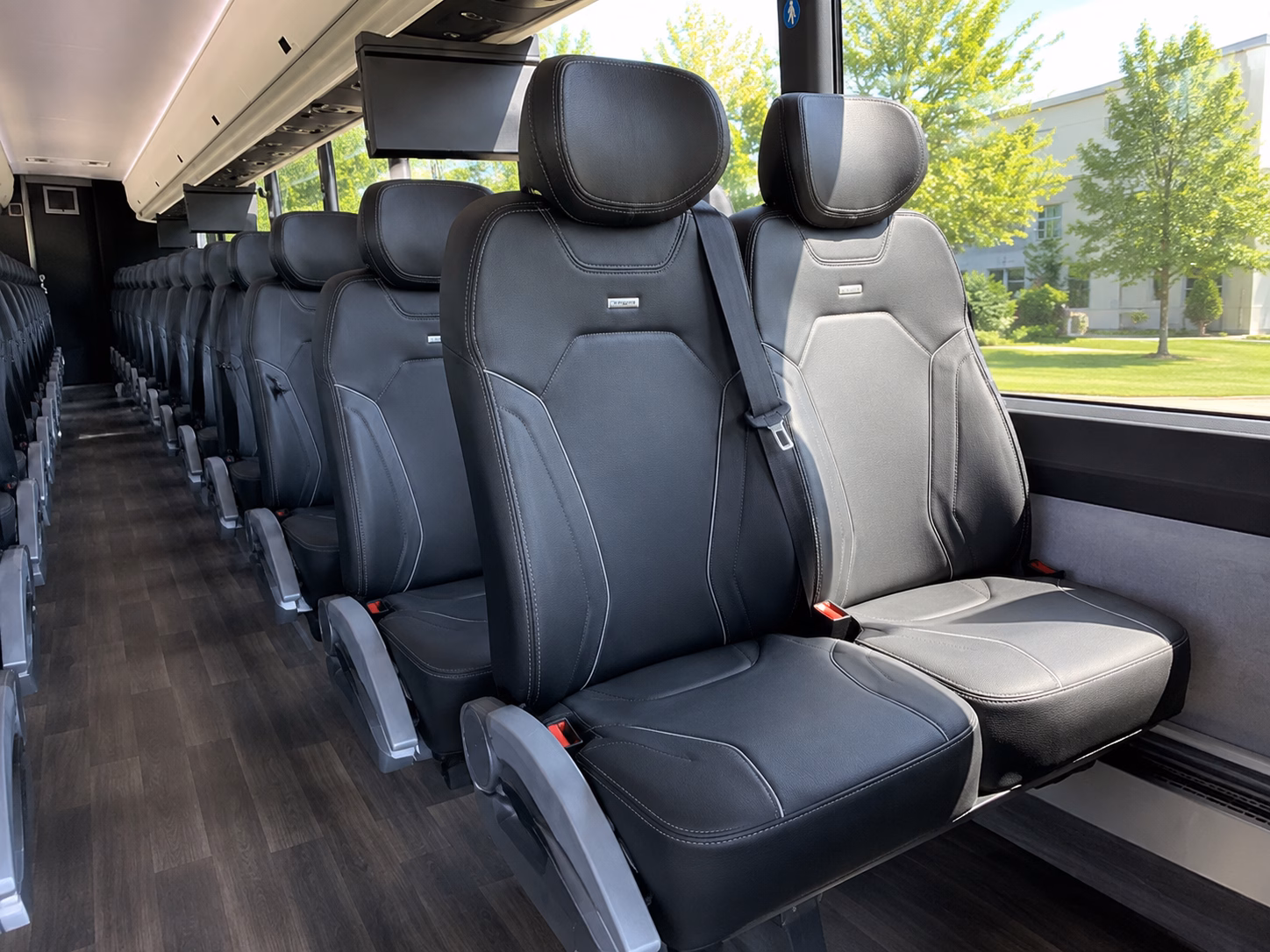 guest shuttle buses between manchester hotels and your wedding venue