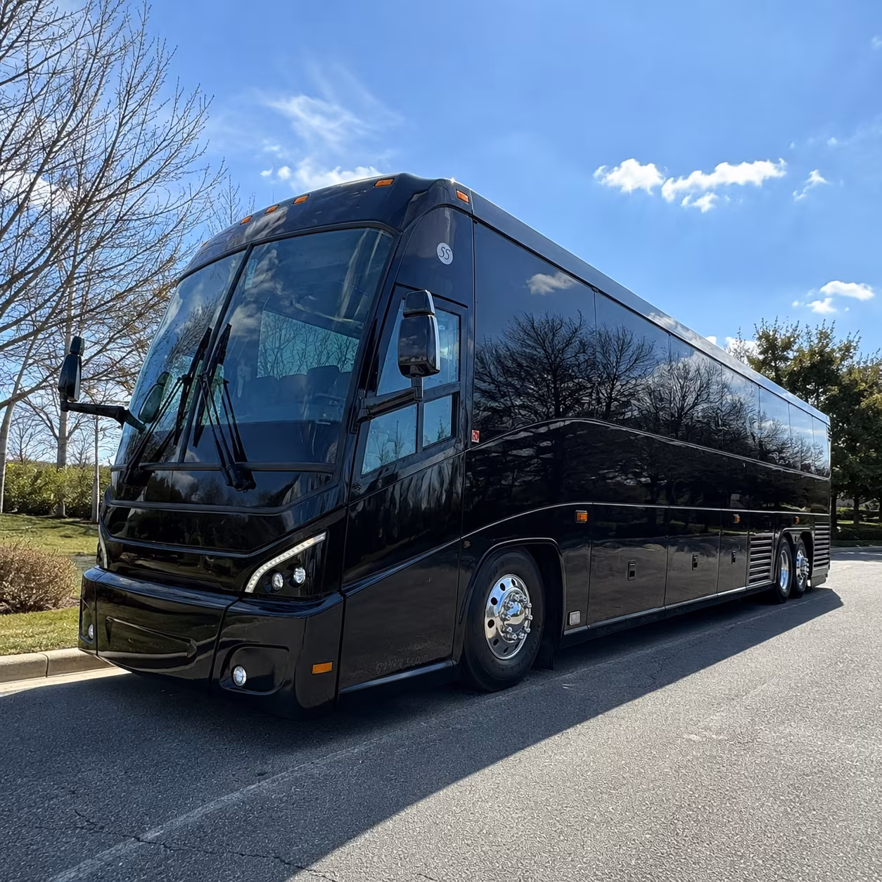 medical campus shuttle buses for elliot and cmc staff