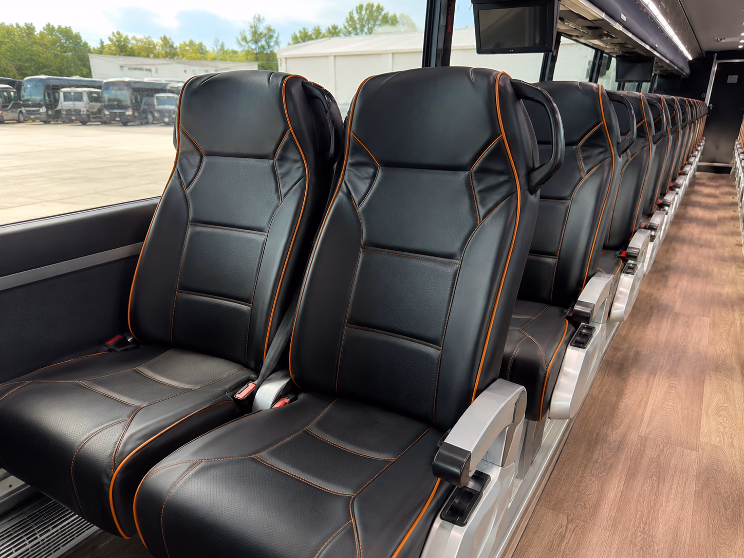 prom night buses to the executive court castleton and area banquet venues